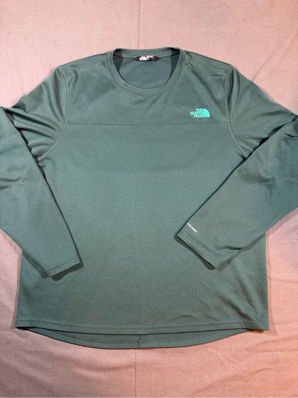 The North Face Men's Green Long Sleeve Crew Pull Over Size L